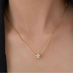 Cateye stone necklace